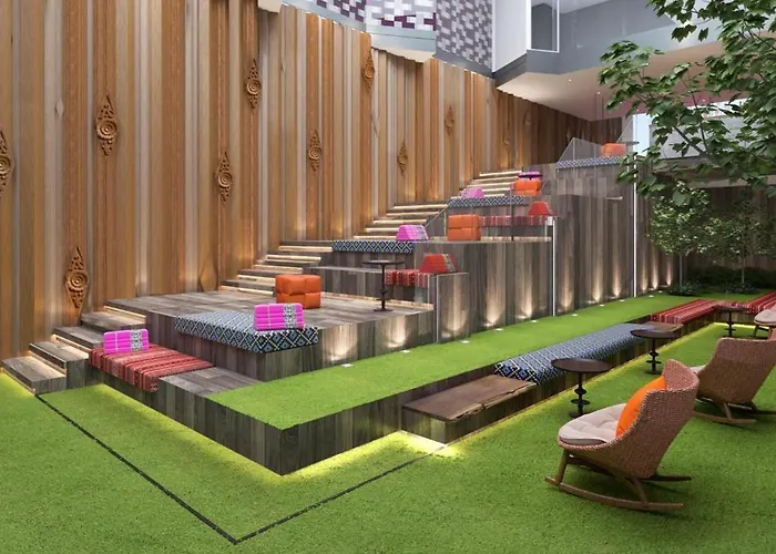 Hotel Ibis Styles Silom 4*